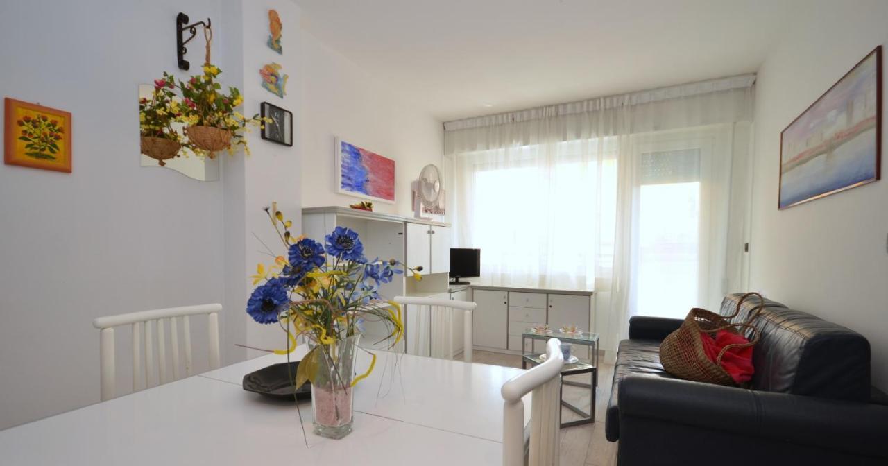 Residenza Alisei Apartment Линяно Сабиадоро Екстериор снимка