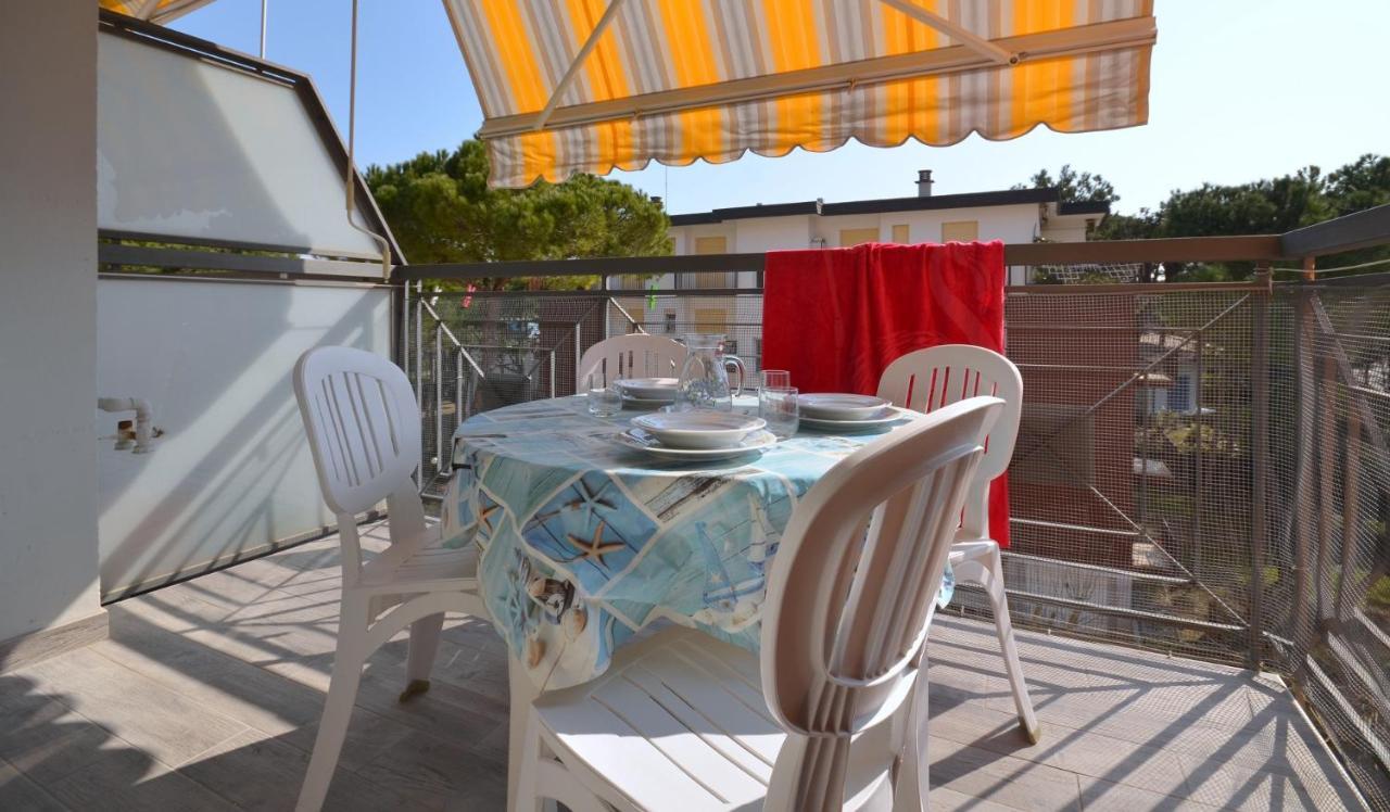 Residenza Alisei Apartment Линяно Сабиадоро Екстериор снимка