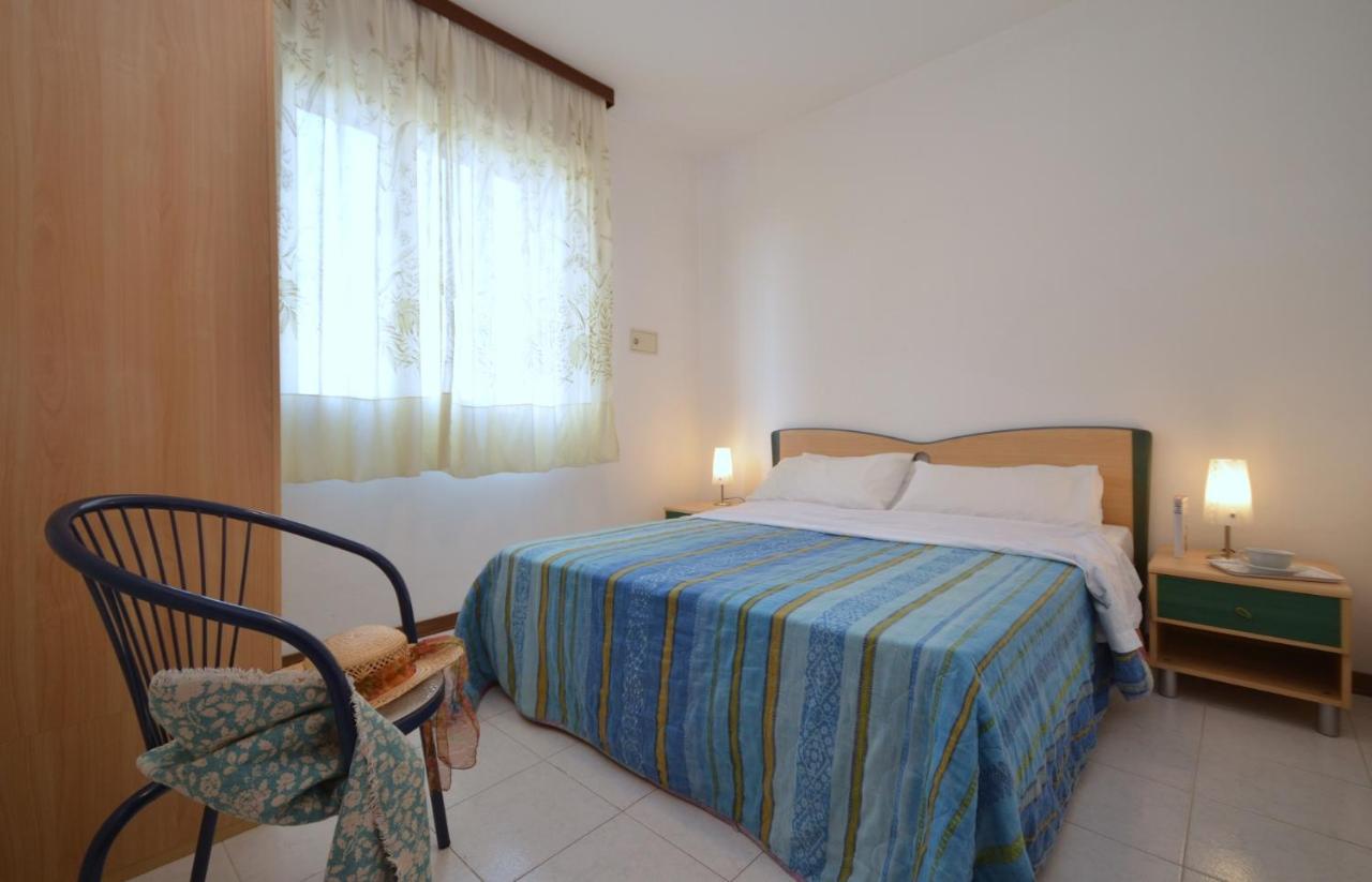 Residenza Alisei Apartment Линяно Сабиадоро Екстериор снимка